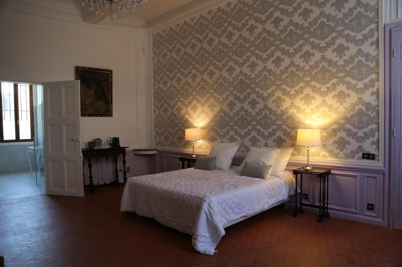 Palais De Luppe, Chambre D'Hotes อาร์ลส์ ภายนอก รูปภาพ