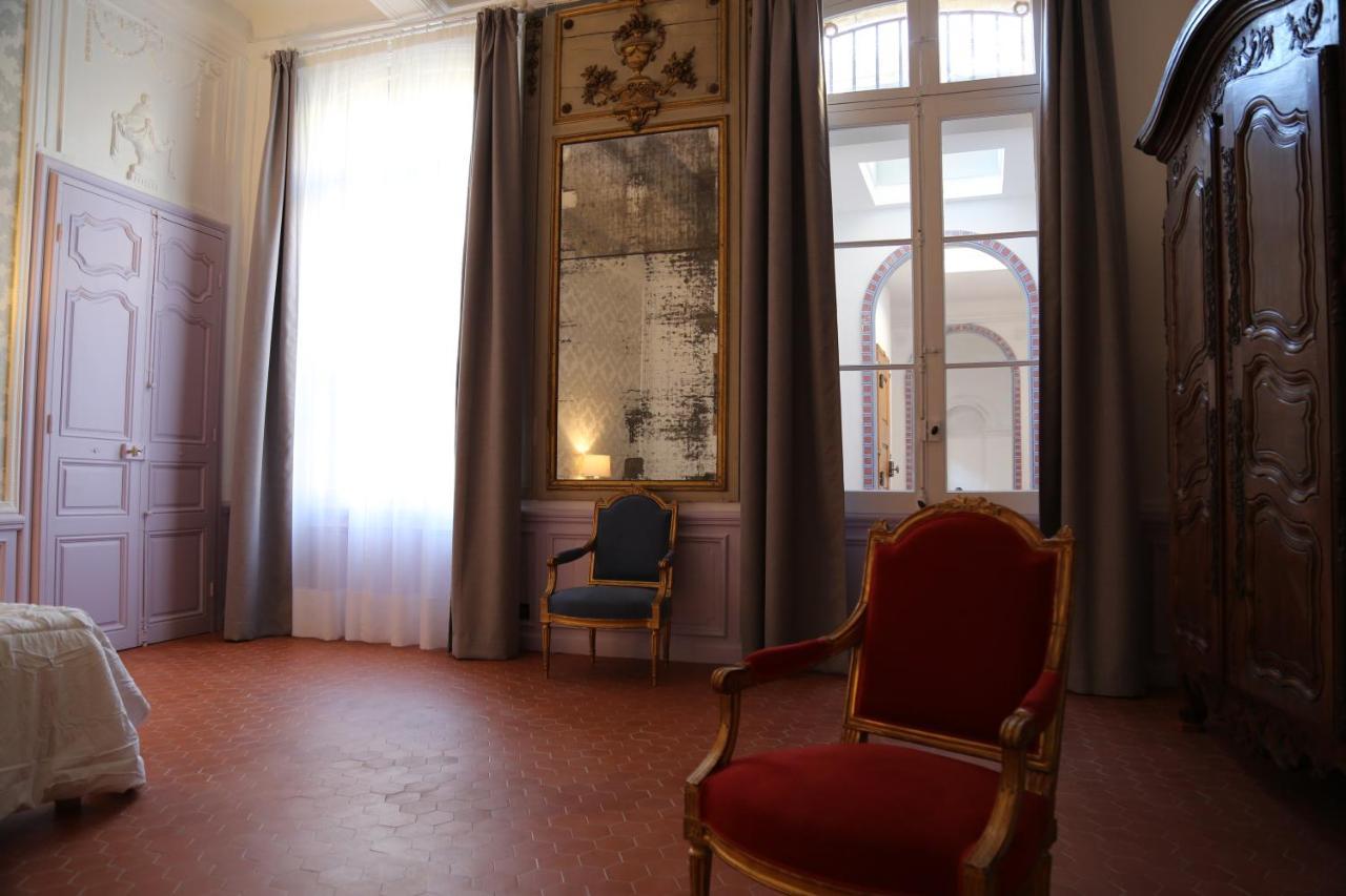 Palais De Luppe, Chambre D'Hotes อาร์ลส์ ภายนอก รูปภาพ