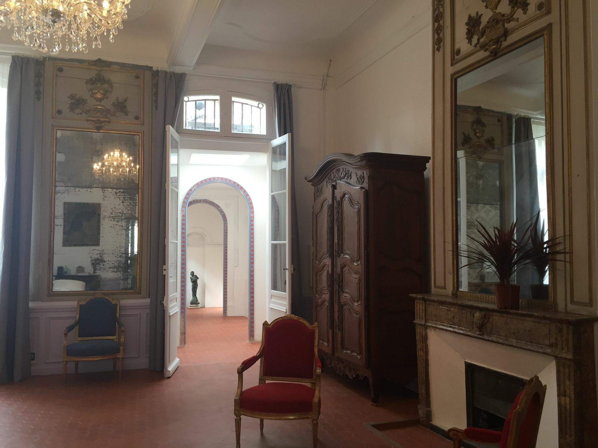 Palais De Luppe, Chambre D'Hotes อาร์ลส์ ภายนอก รูปภาพ